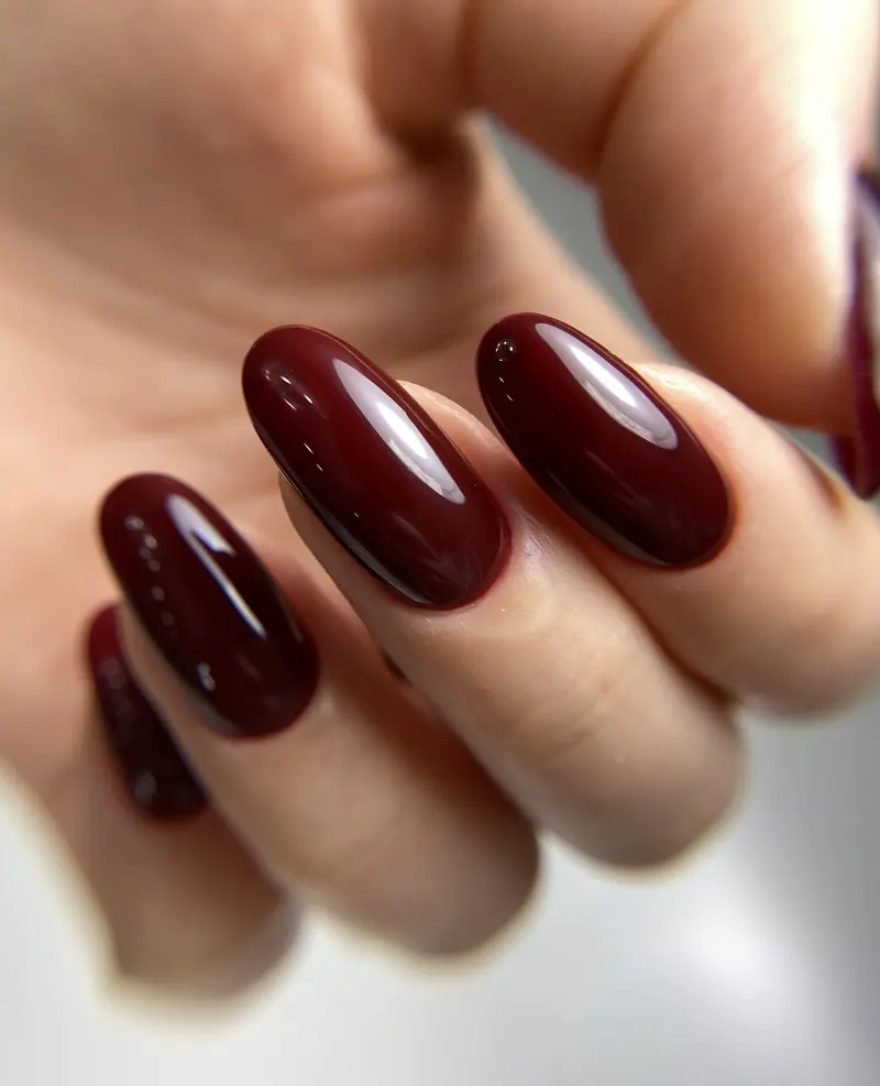 Sample hard gel manicure shown as a placeholder for Olya's portfolio