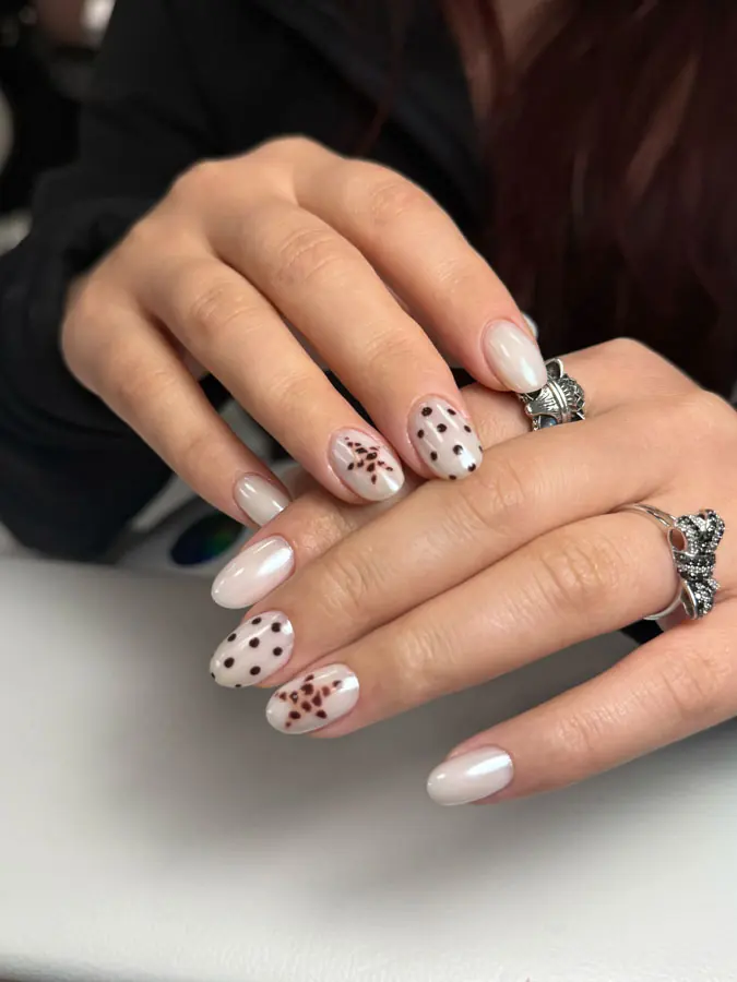 Russian gel manicure with design by Olha