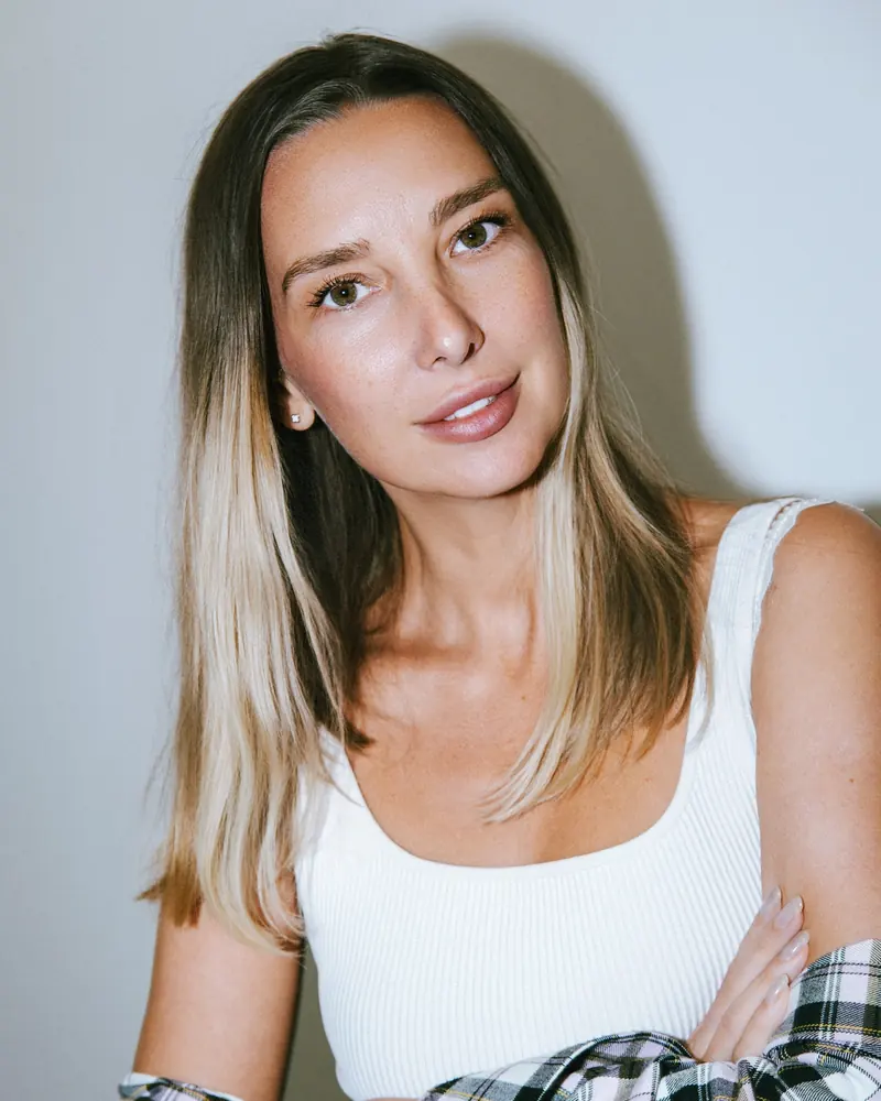 Darya, Expert Nail Tech and Salon Owner at Darlings Beauty Lab